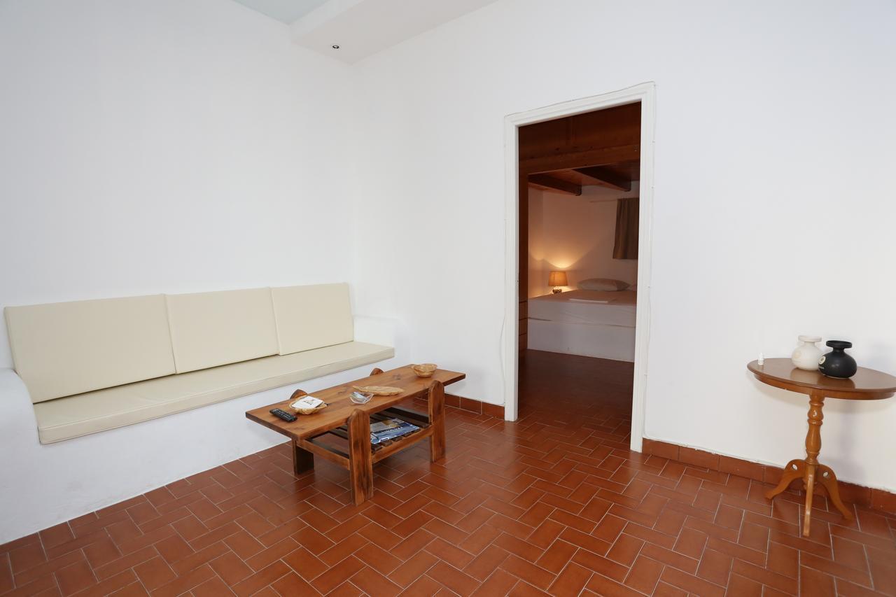 Artemis Suites Romanos  Екстер'єр фото