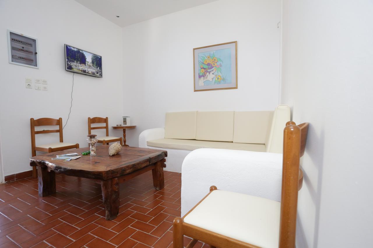 Artemis Suites Romanos  Екстер'єр фото
