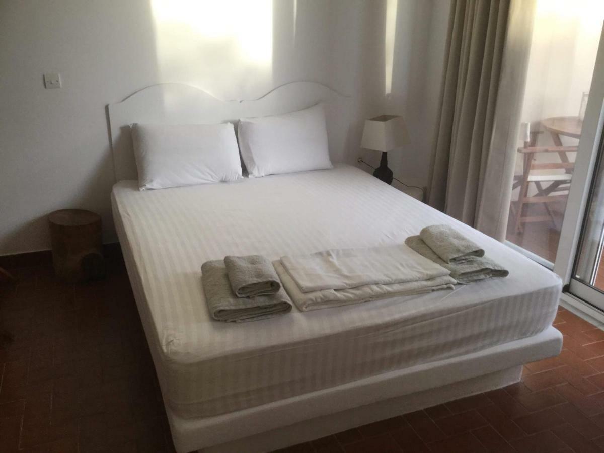 Artemis Suites Romanos  Екстер'єр фото