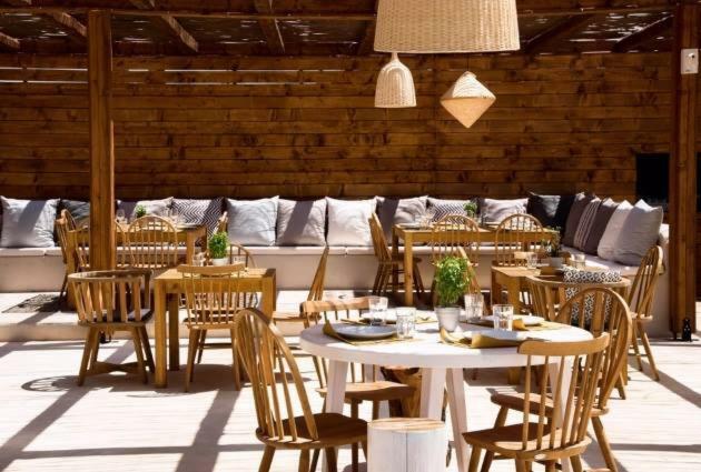 Artemis Suites Romanos  Екстер'єр фото